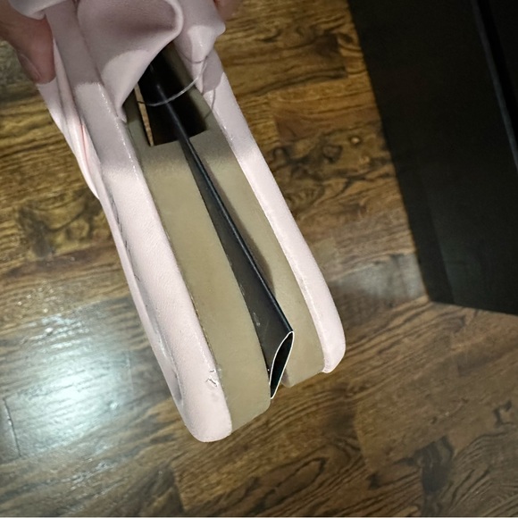 Pink Sandals - Picture 5 of 8